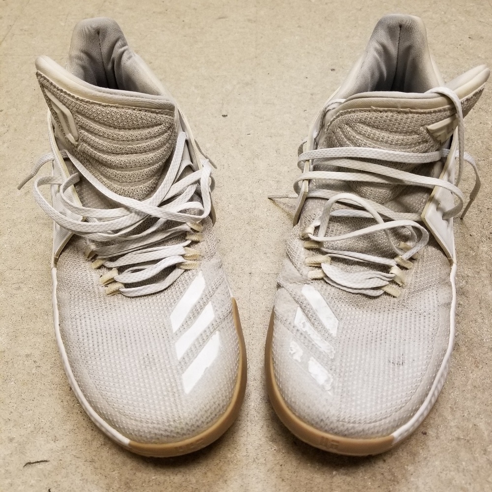 Damian Lillard D3 Adidas basketball shoes